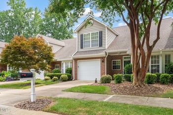 8712 Compass Ln, Raleigh, NC 27615
