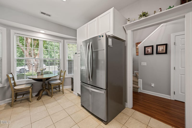 8712 Compass Ln, Raleigh, NC 27615