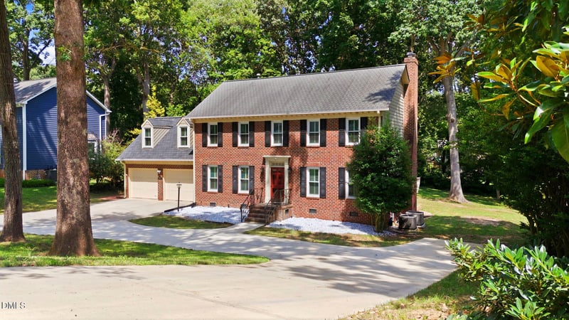 8712 Mariner Dr, Raleigh, NC 27615