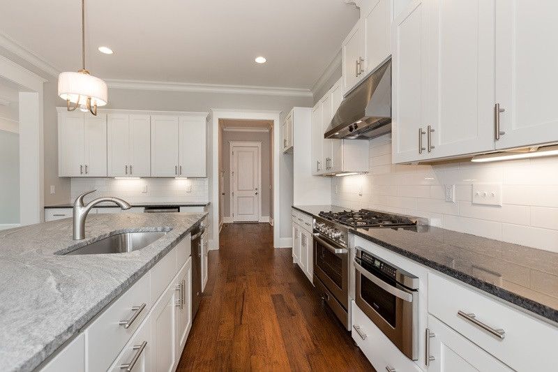 8713 Kimalden Ct, Wake Forest, NC 27587