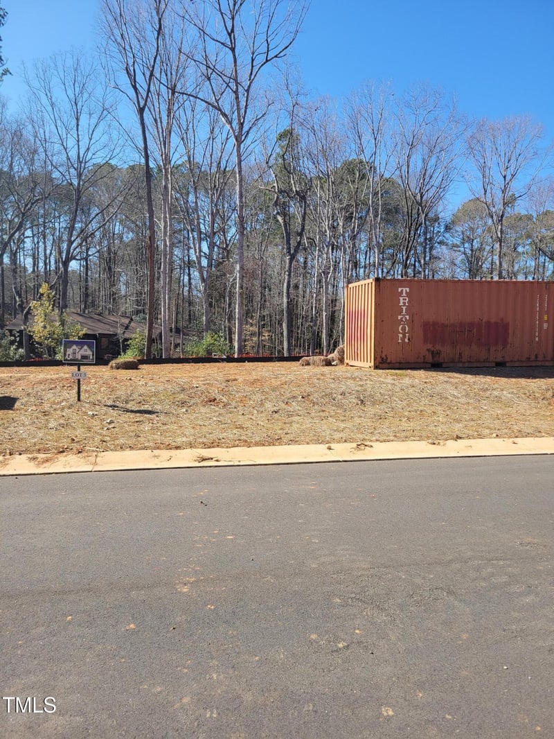 8713 Little Deer Ln, Raleigh, NC 27613