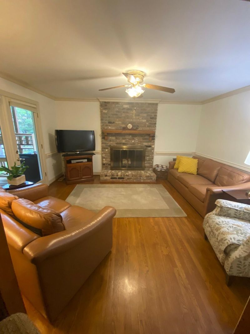 8713 Master Ct, Raleigh, NC 27615