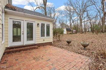 8713 Stonegate Dr, Raleigh, NC 27615