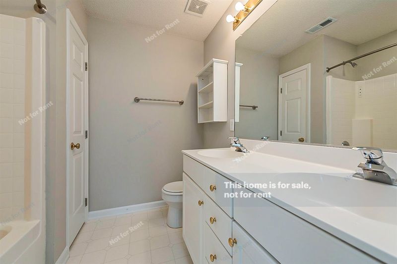 8715 Harps Mill Rd, Raleigh, NC 27615