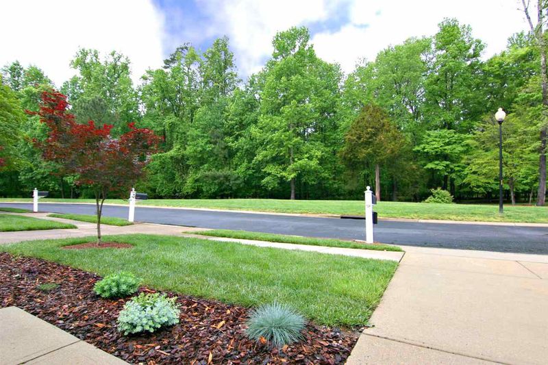 8716 Compass Ln, Raleigh, NC 27615