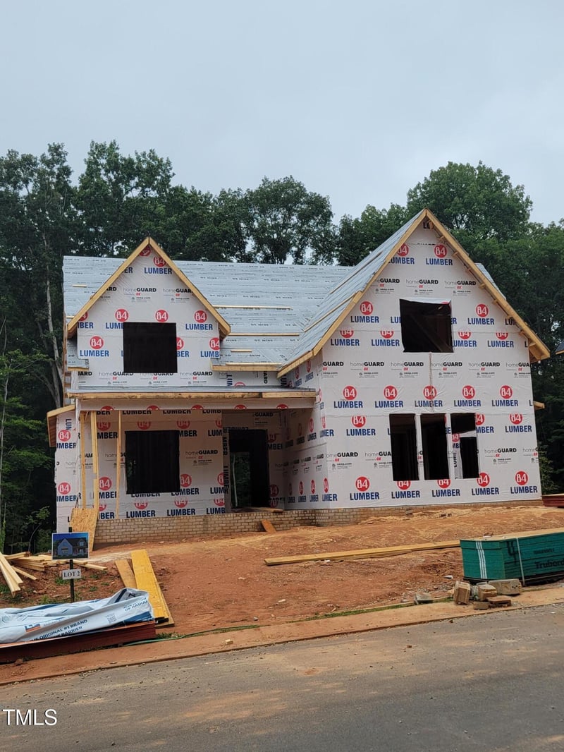 8717 Little Deer Ln, Raleigh, NC 27613