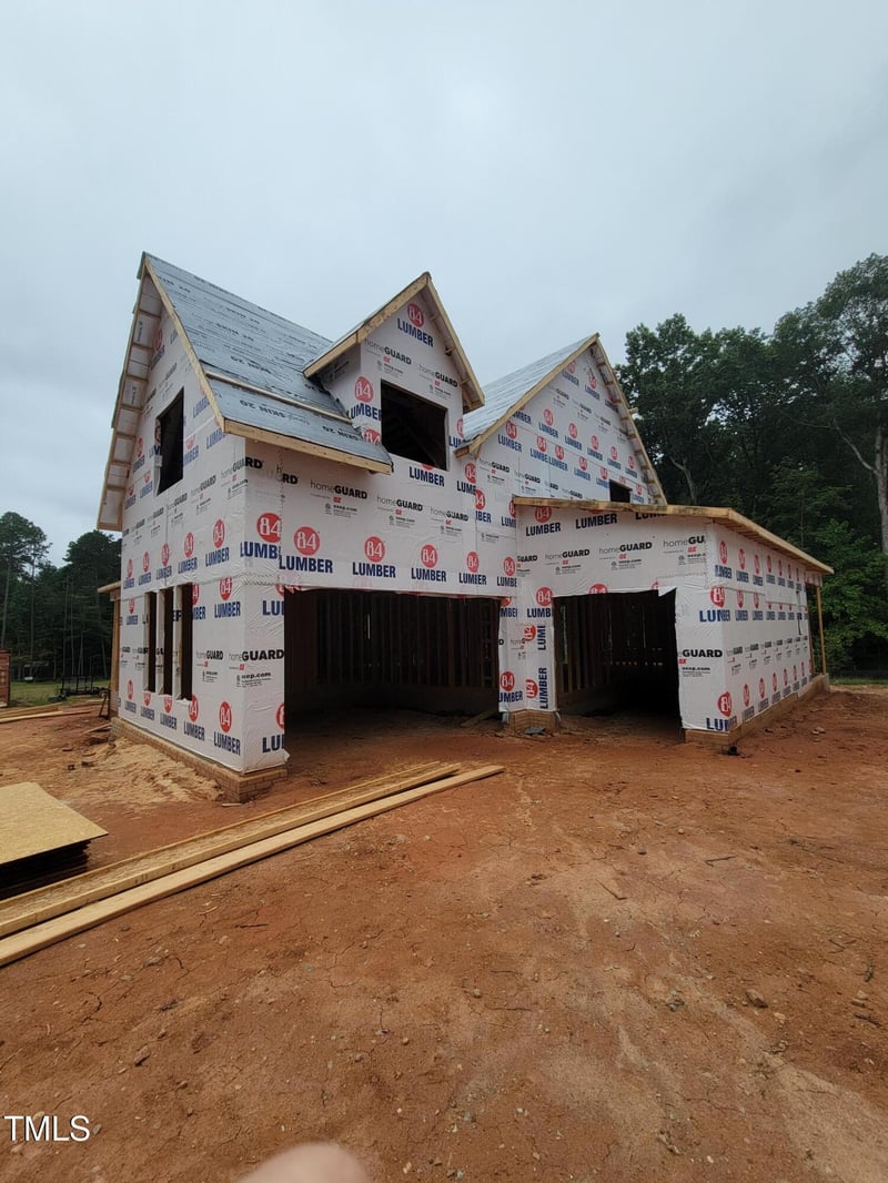 8717 Little Deer Ln, Raleigh, NC 27613