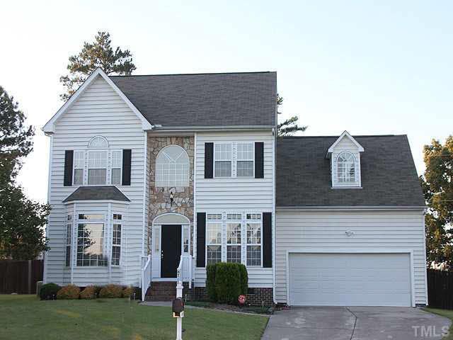 8717 Neuse Village Ct, Raleigh, NC 27616