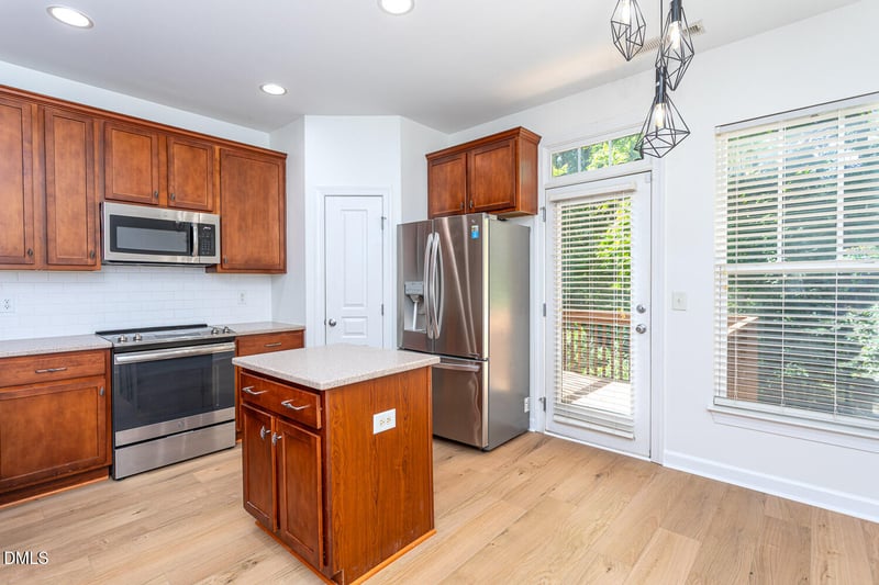 8719 Cypress Grove Rn, Raleigh, NC 27612