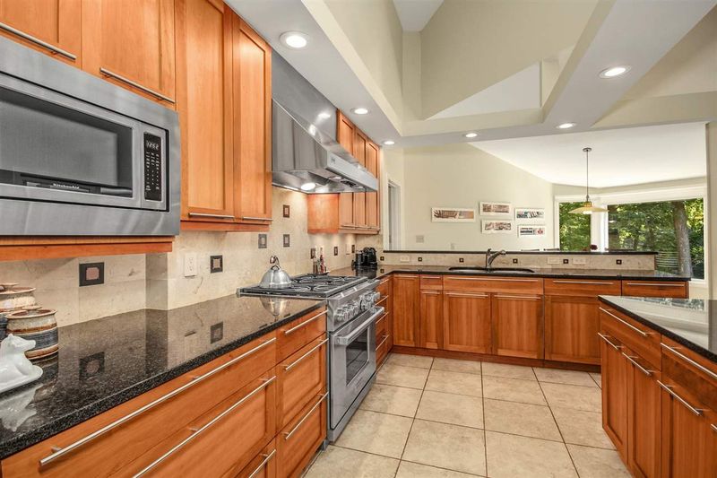 8720 Fort Macon Ct, Raleigh, NC 27615