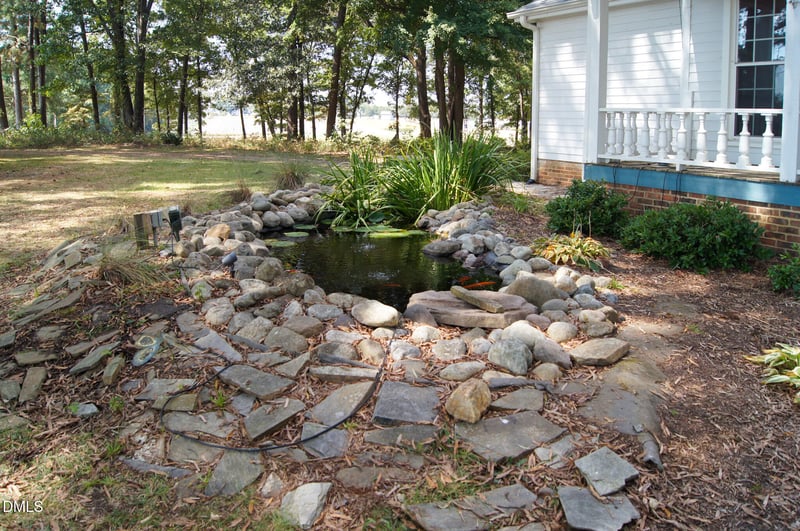 8720 Mount Pleasant Church Rd, Willow Springs, NC 27592