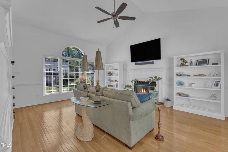 8721 Attingham Dr, Raleigh, NC 27615