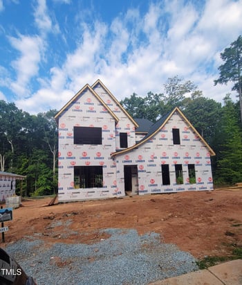8721 Little Deer Ln, Raleigh, NC 27613