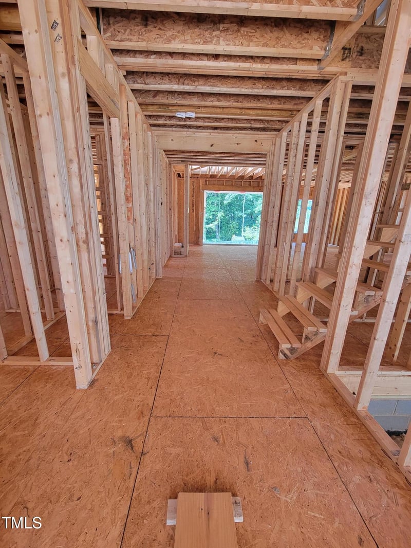 8721 Little Deer Ln, Raleigh, NC 27613
