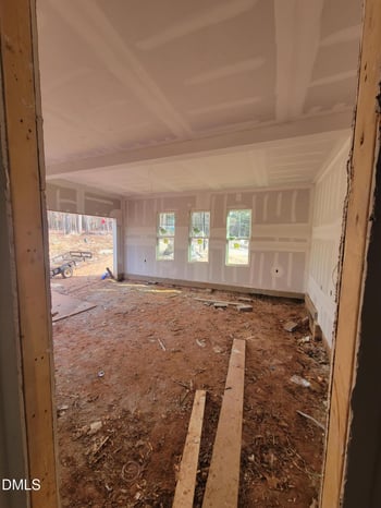 8721 Little Deer Ln, Raleigh, NC 27613