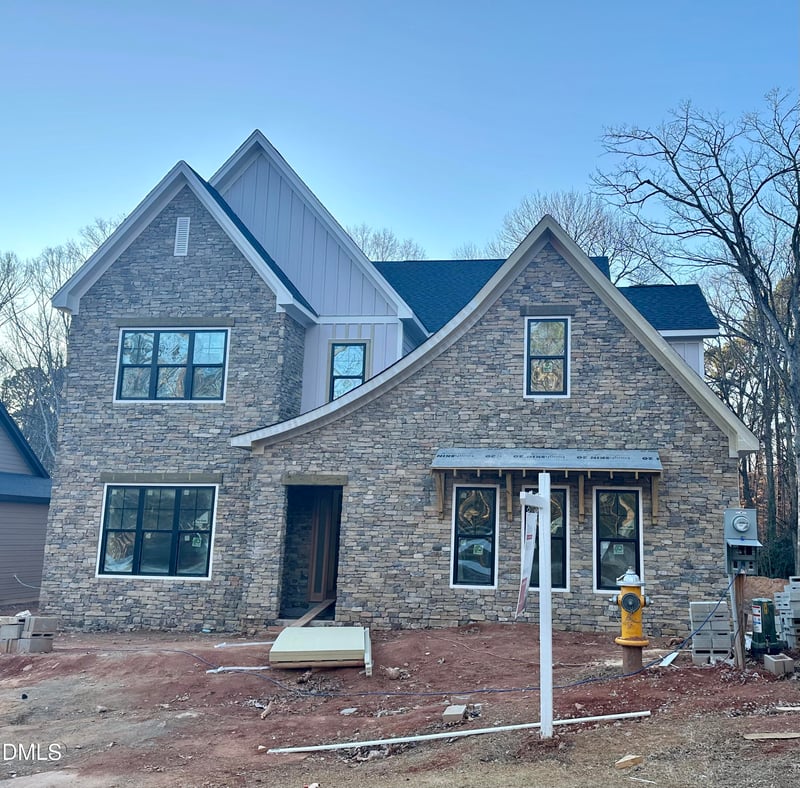 8721 Little Deer Ln, Raleigh, NC 27613