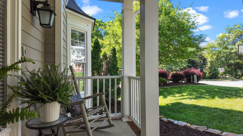 8724 Deerland Grove Dr, Raleigh, NC 27615