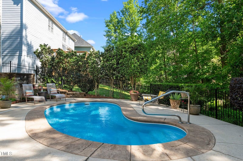 8724 Deerland Grove Dr, Raleigh, NC 27615