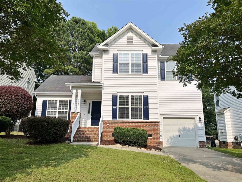8724 Springhouse Ln, Raleigh, NC 27617