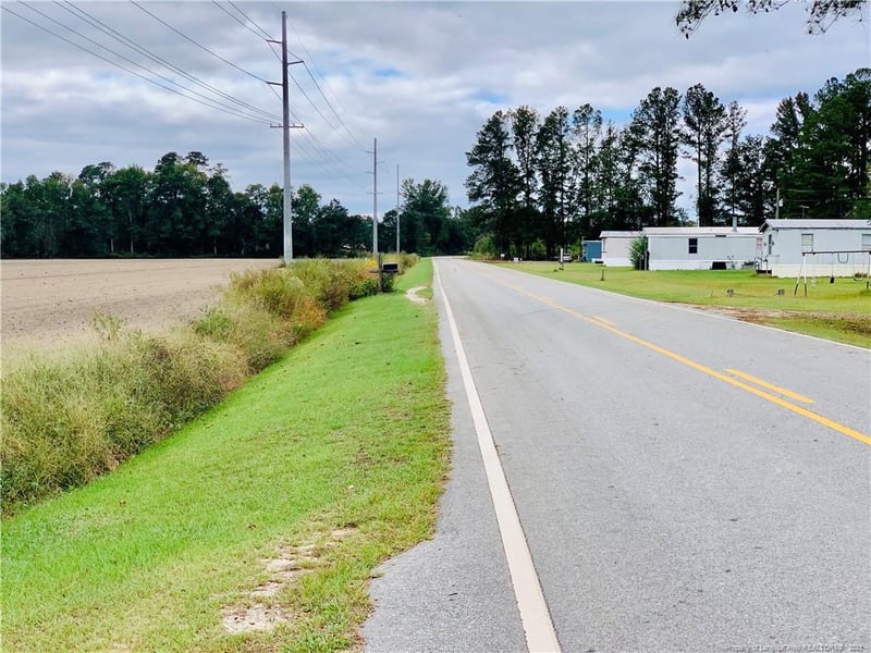 8726 Nc 27 Rd, Lillington, NC 27546