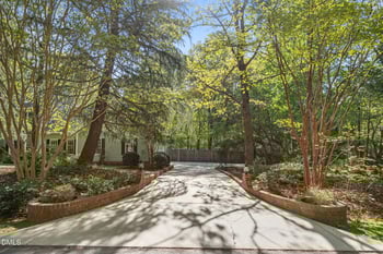 8728 Drew Ln, Chapel Hill, NC 27516