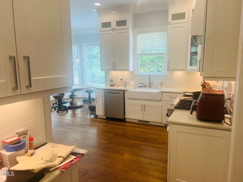 8729 Valentine Ct, Raleigh, NC 27613