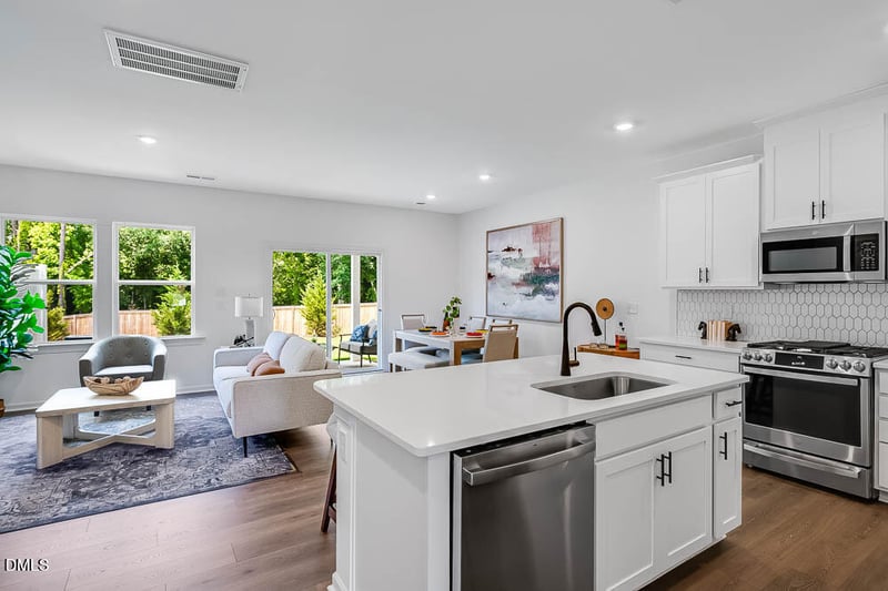 8733 Malmesbury Ln, Wake Forest, NC 27587