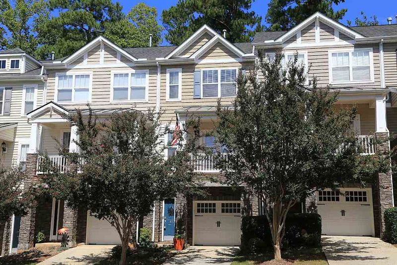 8734 Cypress Grove Rn, Raleigh, NC 27612