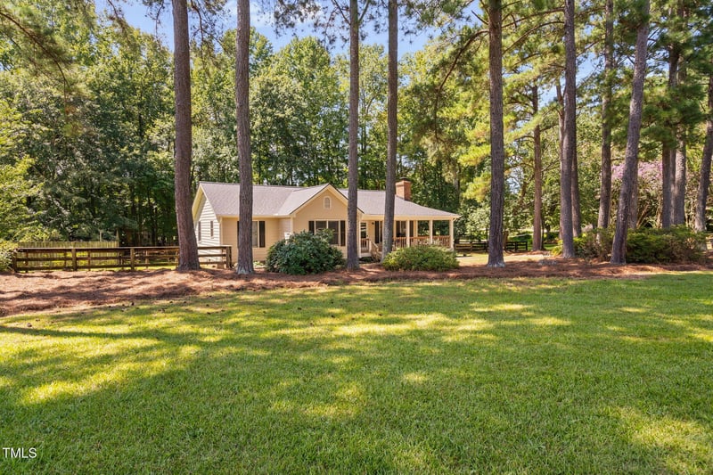 8736 Manns Loop Rd, Apex, NC 27539