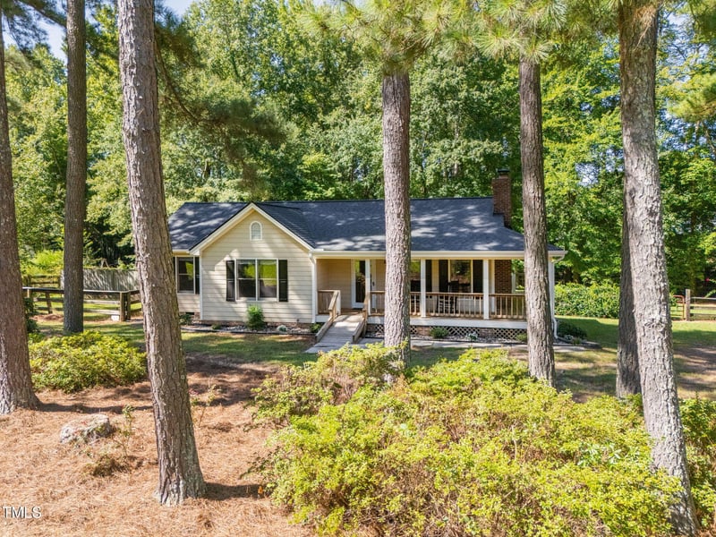 8736 Manns Loop Rd, Apex, NC 27539