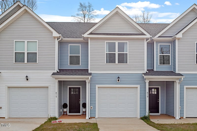 874 John St, Clayton, NC 27520