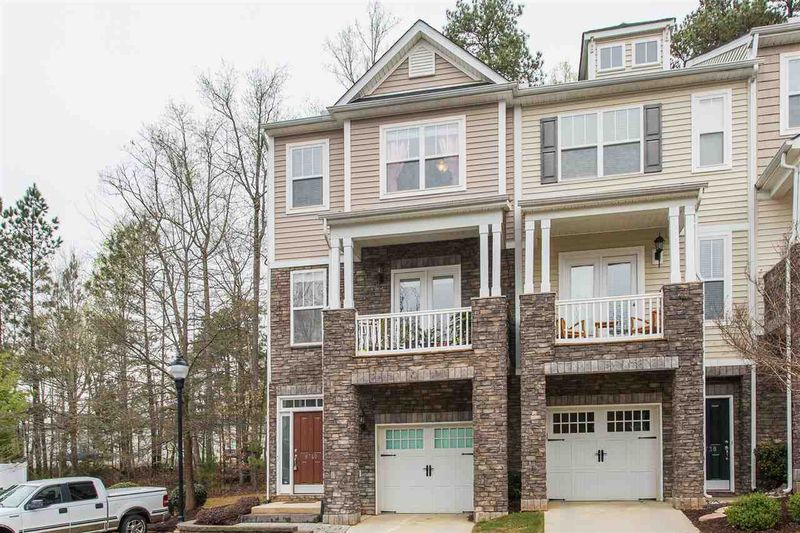 8740 Cypress Grove Rn, Raleigh, NC 27612