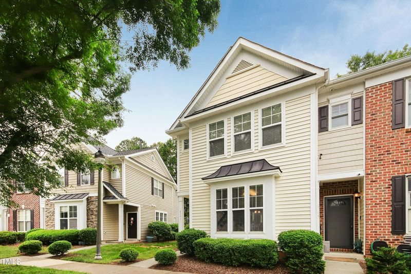 8741 Camden Park Dr, Raleigh, NC 27613