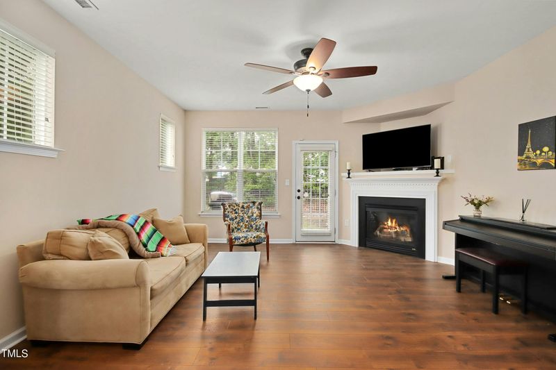 8741 Camden Park Dr, Raleigh, NC 27613