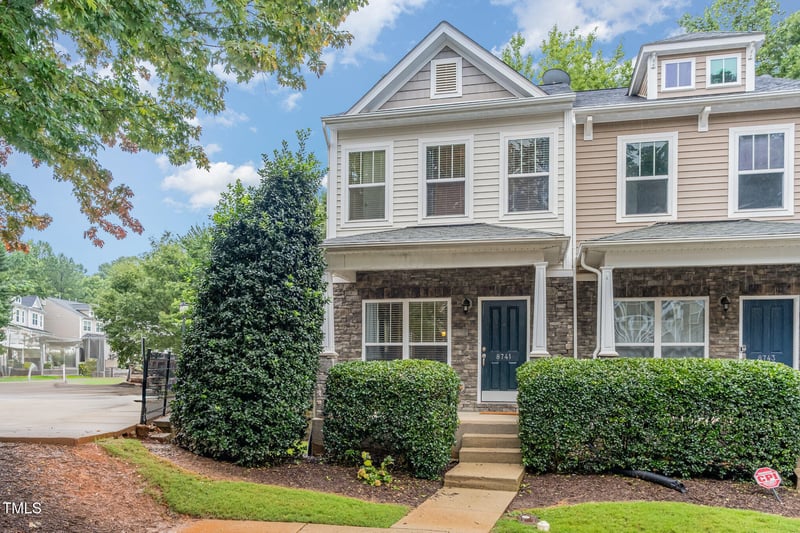 8741 Cypress Grv, Raleigh, NC 27612
