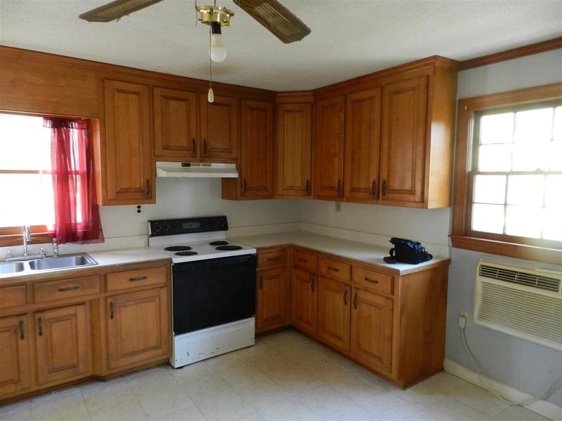 875 Alert Rd, Louisburg, NC 27549
