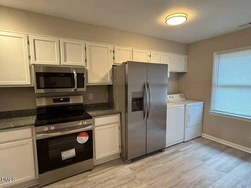 875 Martin Luther King Blvd #6, Chapel Hill, NC 27516