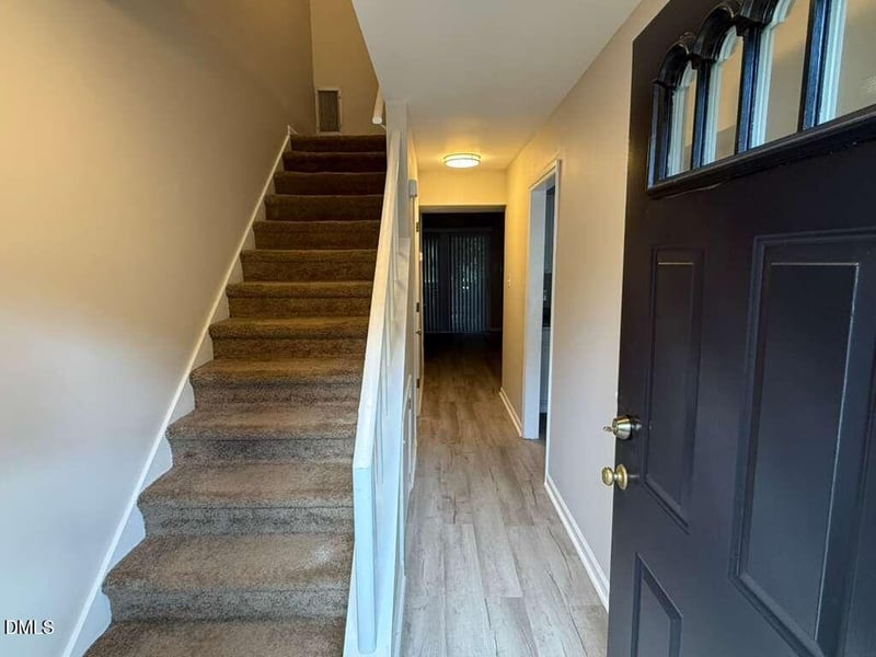 875 Martin Luther King Blvd #6, Chapel Hill, NC 27516