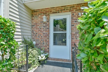 875 Martin Luther King Jr Blvd #7, Chapel Hill, NC 27514