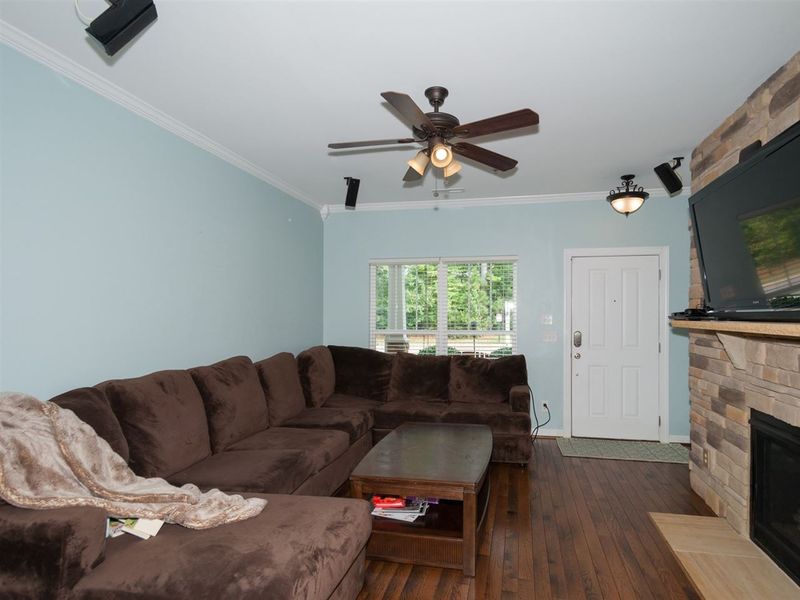 8765 Cypress Grove Rn, Raleigh, NC 27612