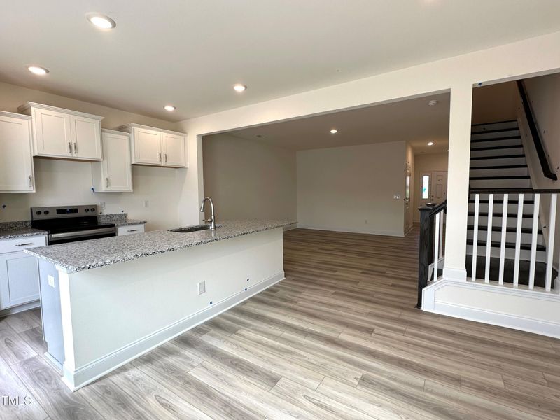 877 Channel Drop Loop, Zebulon, NC 27597