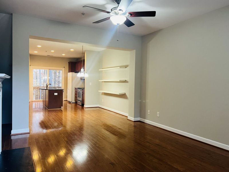 8775 Cypress Grove Rn, Raleigh, NC 27612