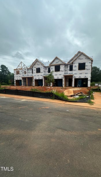 878 John St, Clayton, NC 27520