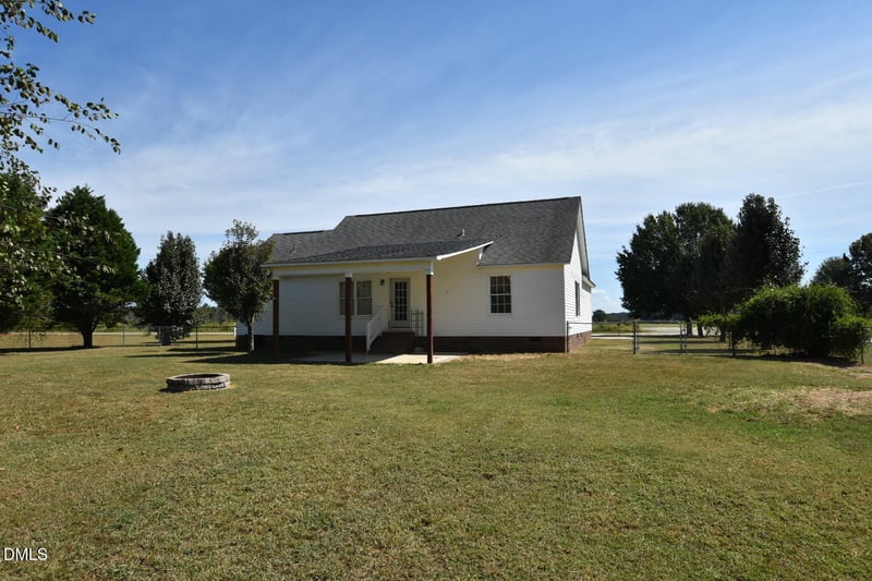 879 Obj Rd, Dunn, NC 28334