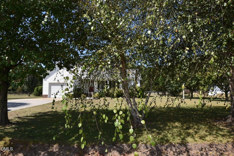 879 Obj Rd, Dunn, NC 28334