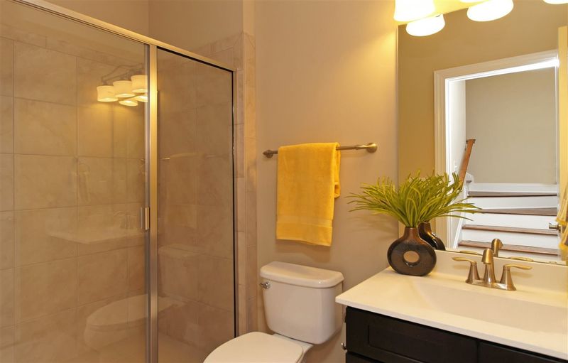 879 Wake Towne Dr #15, Raleigh, NC 27609