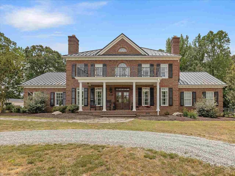 8798 Sylvan Rd, Liberty, NC 27298