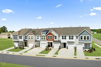 88 Bloodroot St #109, Angier, NC 27501