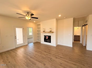 88 Coulter Ct, Selma, NC 27576