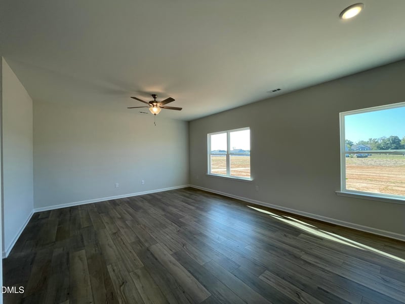 88 Freedom Heights Ln, Smithfield, NC 27577